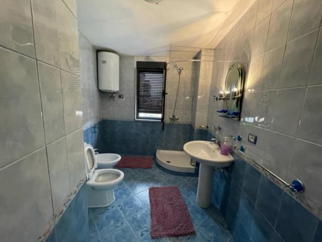 Evendum Central Apartment 1 Tirana Zewnętrze zdjęcie